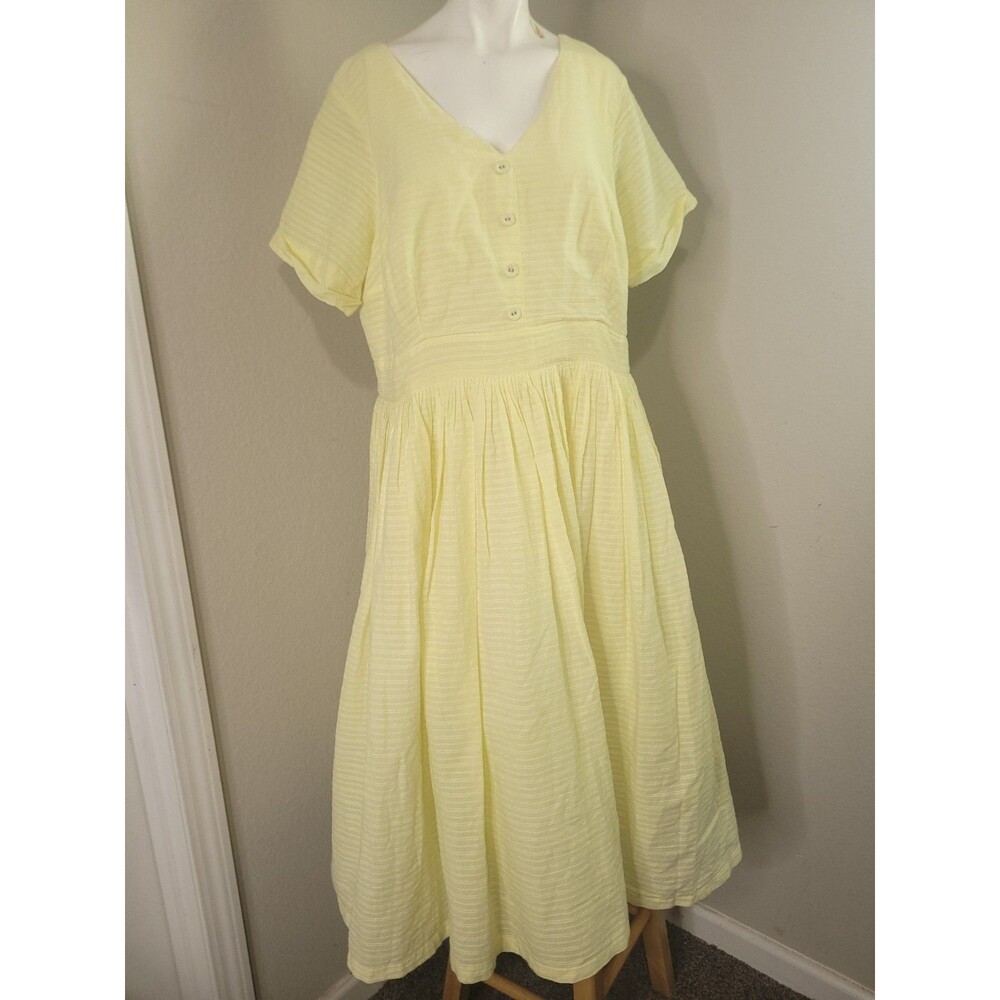 ModCloth size 18 maxi long dress yellow lining faux button pleated smocked